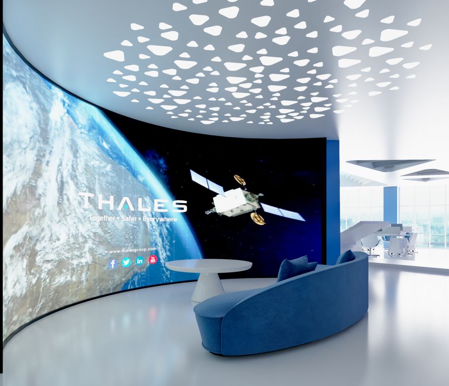 صورة السلايدر - thales-office-interior
